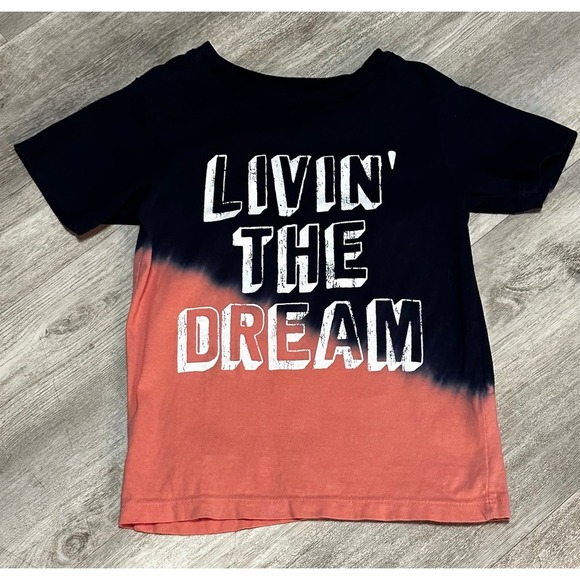 Boys size 4 tshirt‎ - Picture 1 of 3